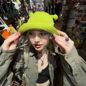 Meet your Posher, Ash